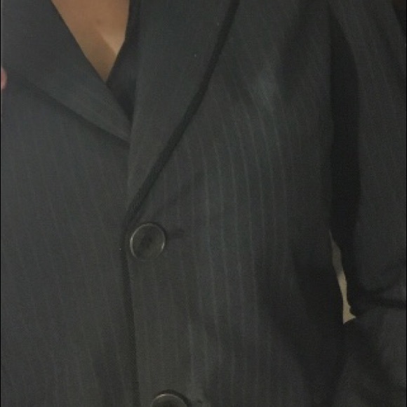 CLEARANCE🔥Theory ‘Carissa’ 2-Button Blazer - Picture 4 of 5